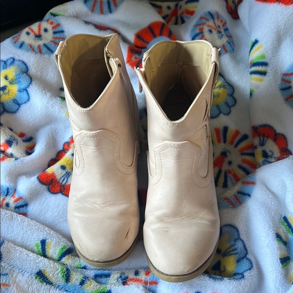 Kids Cream Boots